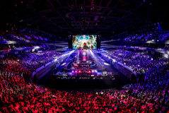 符文战场：从炉石传说替代者到边缘化，虚拟卡牌游戏的兴衰与停运传闻